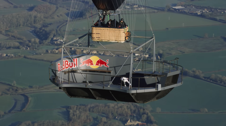 A majdnem két tonnát nyomó BMX-pálya, amit a Red Bull fejlesztői álmodtak meg