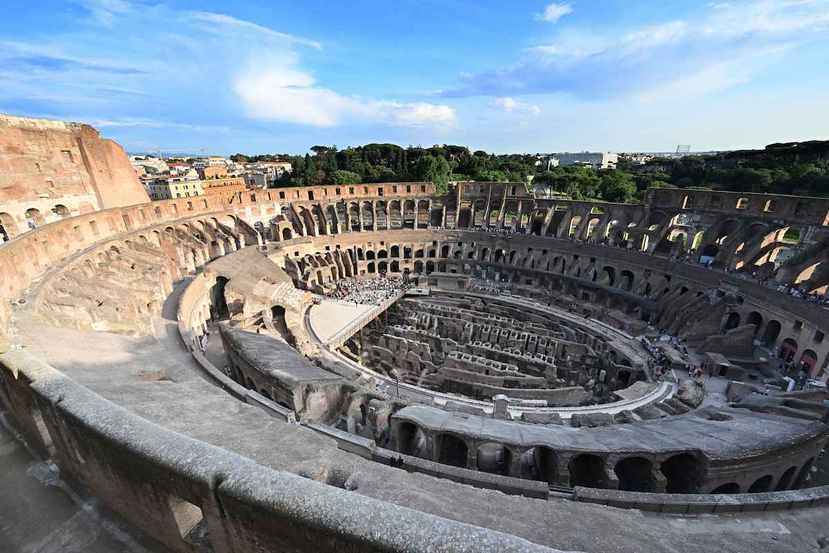 Kilátás a római Colosseum felső szintjéről