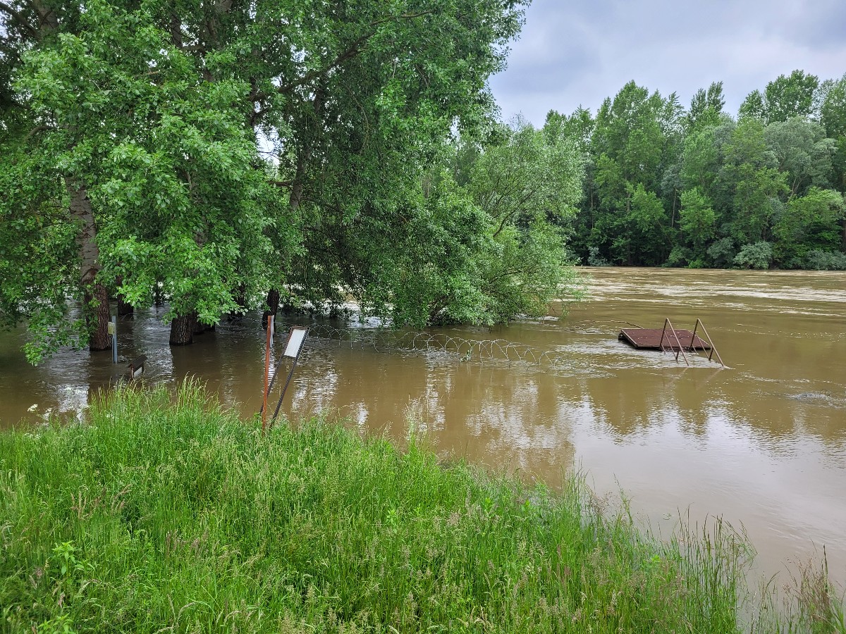 Az áradó Mura Letenyénél