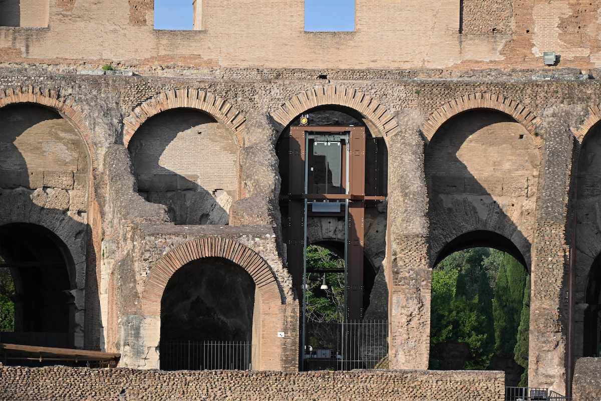 A Colosseum új panorámaliftje