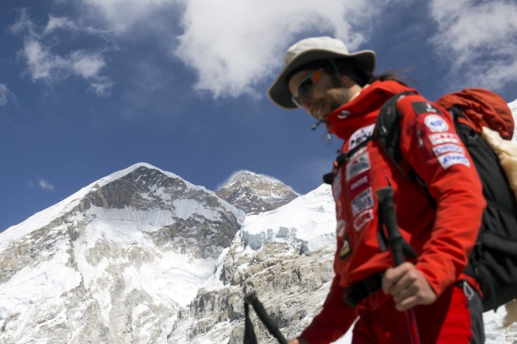 Suhajda Szilárd az Everest alaptáborban 2017-ben.