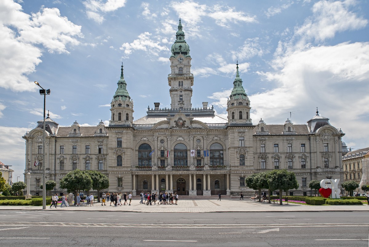A győri városháza a belvárosban 2023. június 14-én.