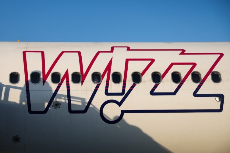 A fapados légitársaság, a Wizz Air logója
