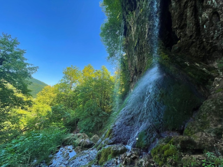 A Jankovaci Erdőpark egy vízesése
