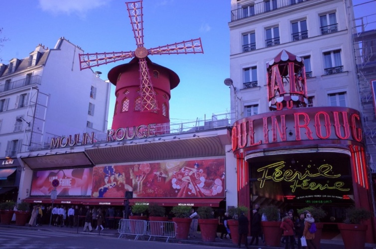 A párizsi Moulin Rouge