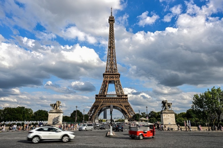Párizs legnagyobb büszkesége, az Eiffel-torony