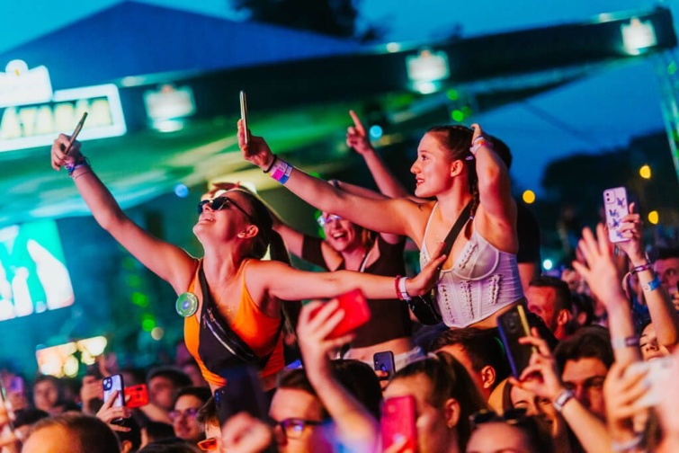 Fesztiválozók a SZIN-en