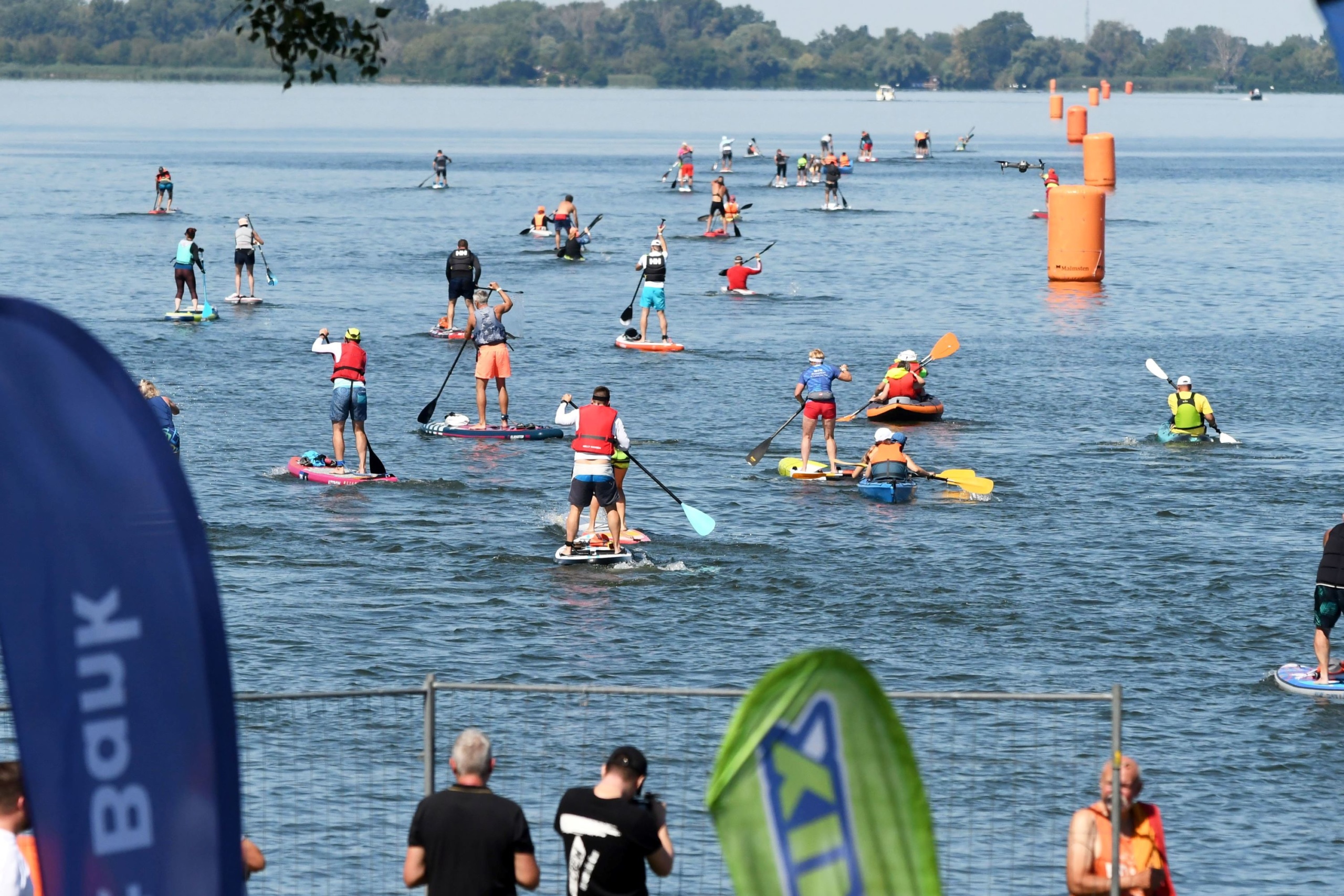 A Tisza-tó átevezés résztvevői