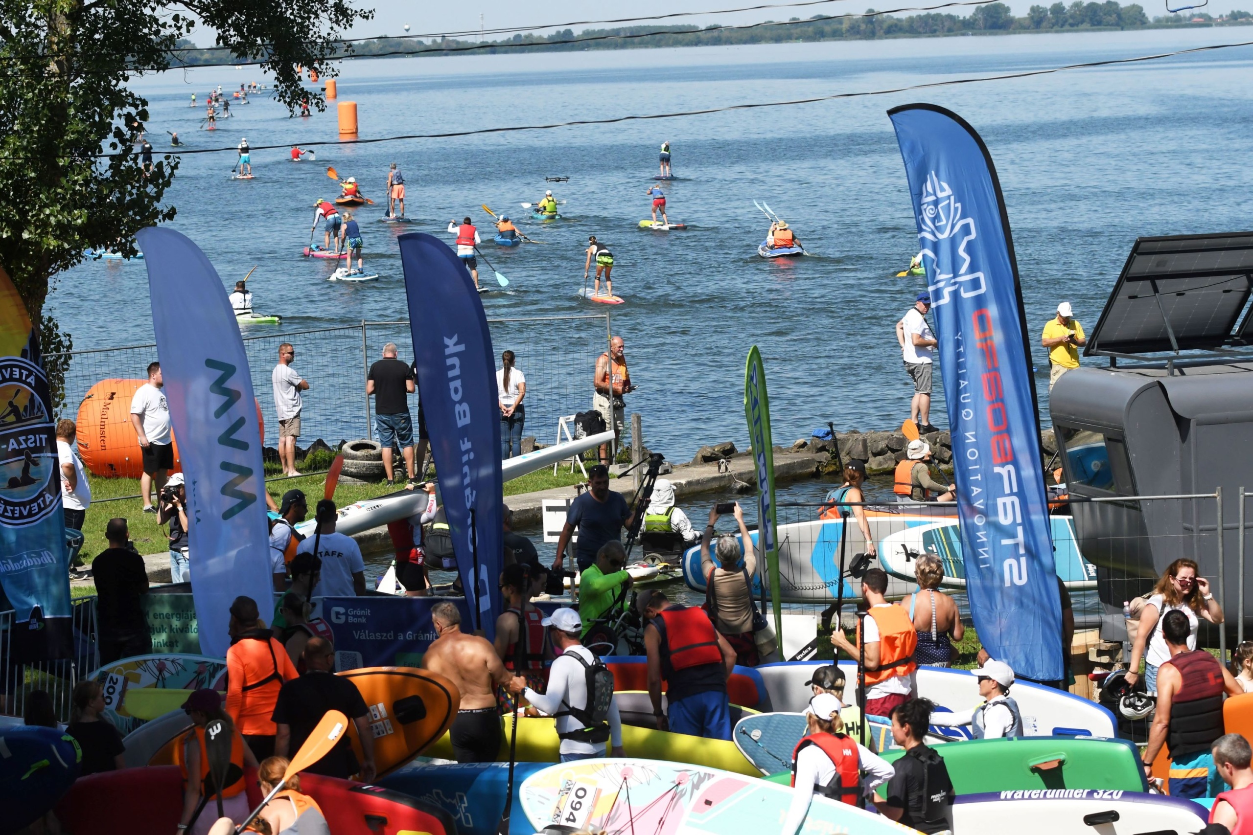 A Tisza-tó átevezés résztvevői