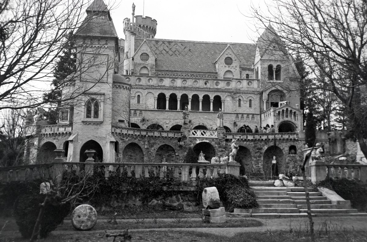 Bory-vár 1973 körül Székesfehérváron