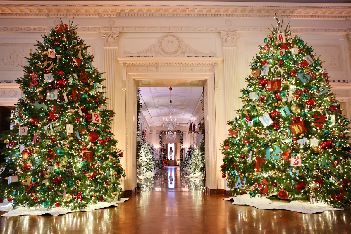 Karácsonyi díszben a Fehér Ház