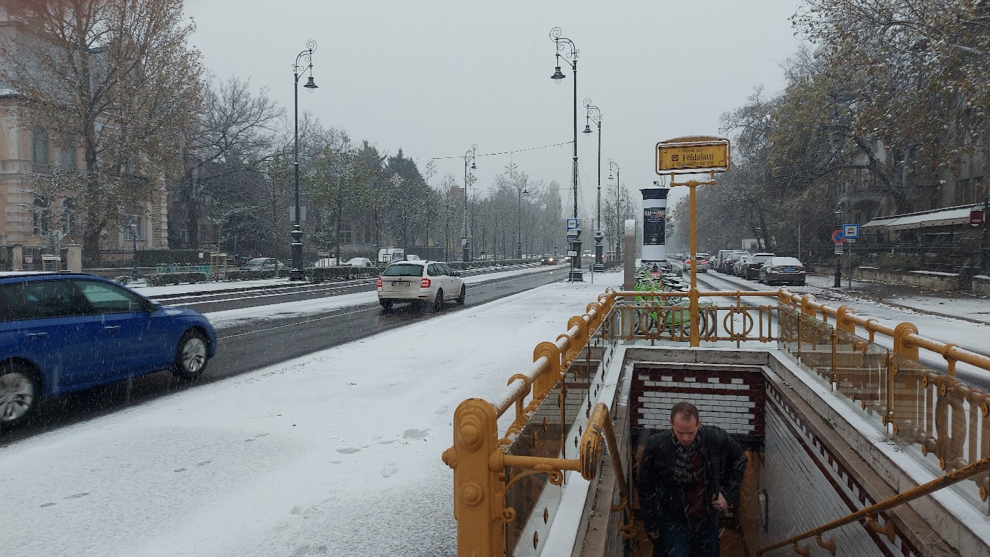 November utolsó napján beköszöntött a tél Budapesten