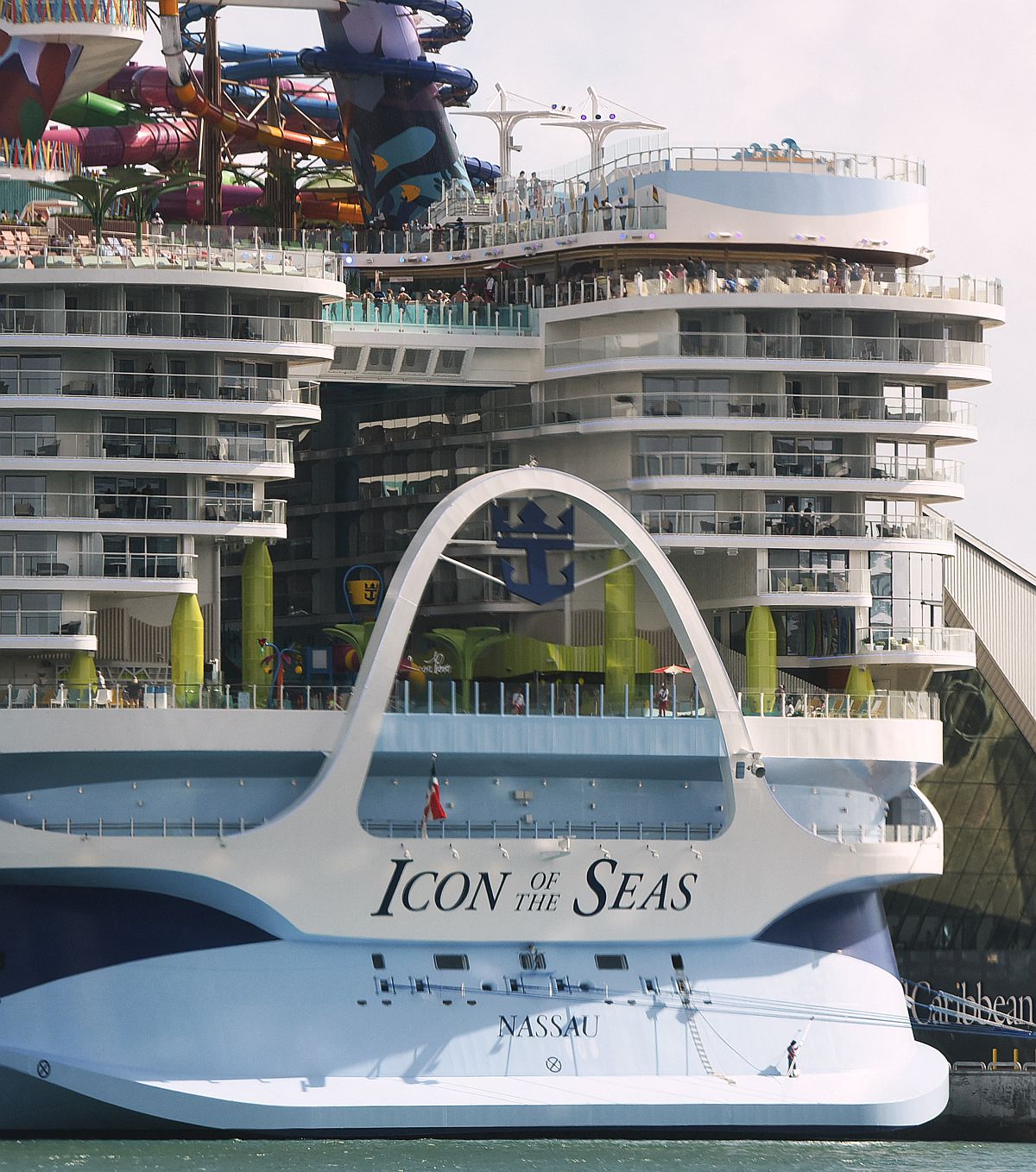 Az Icon of the Seas óceánjáró első útja.