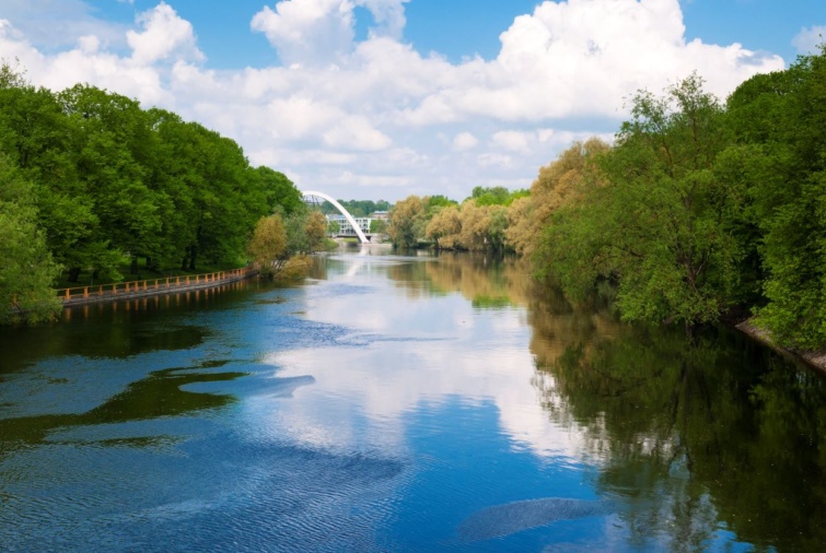 Emajogi folyó az észtországi Tartuban.