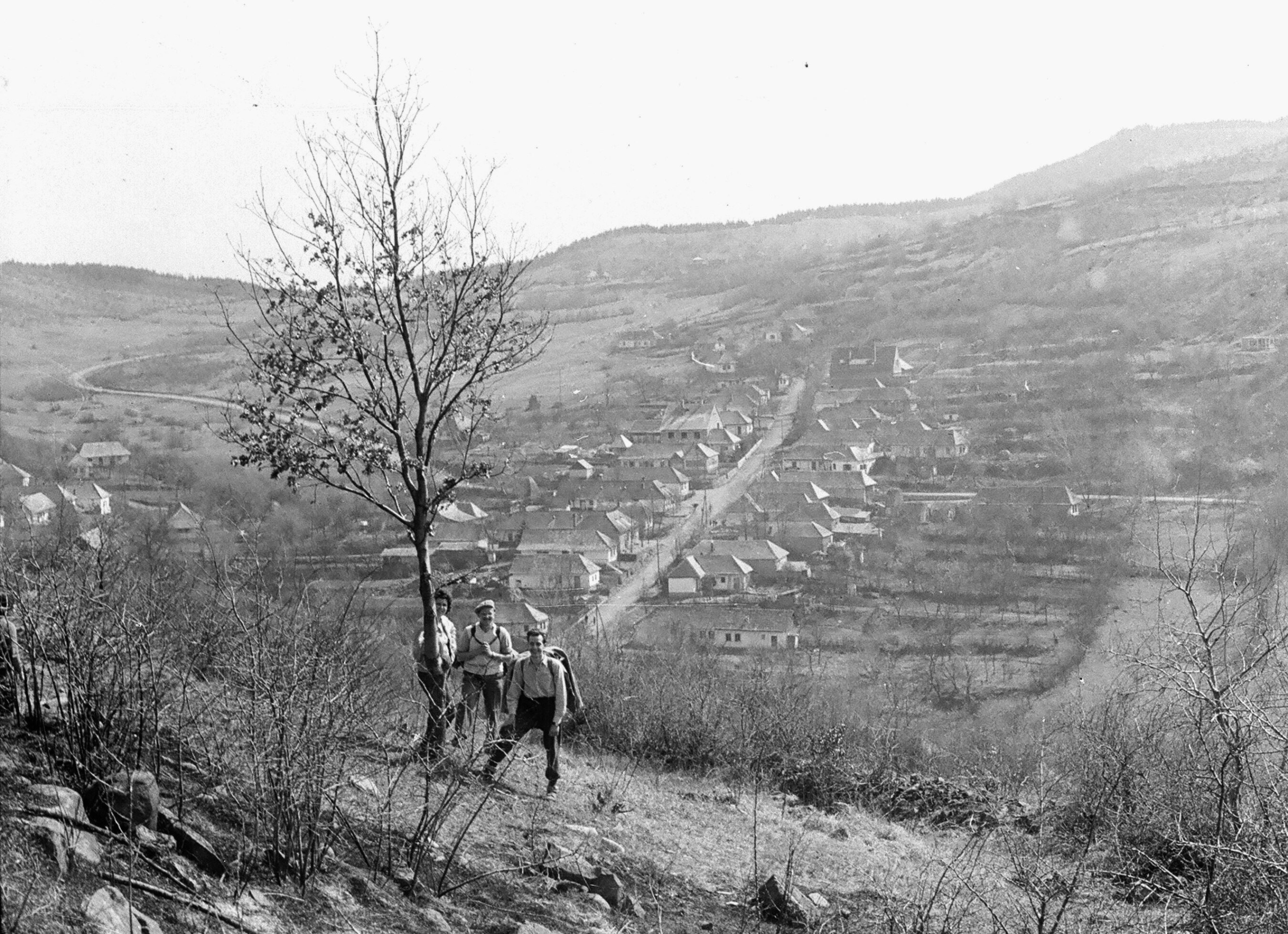 Mátraszentistván, látkép a falu felé nézve, 1960.