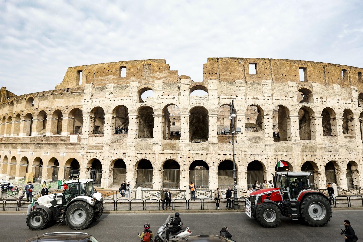 A Colosseum épülete Rómában
