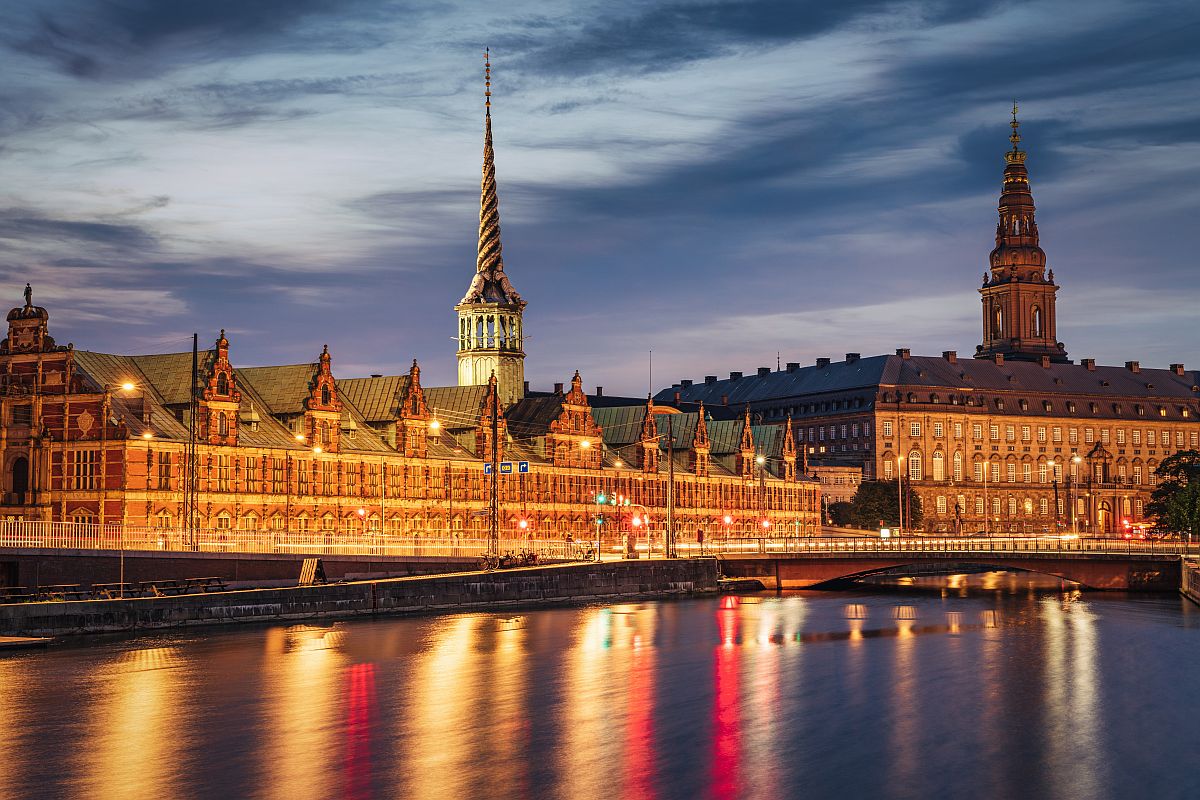Koppenhága egykori tőzsdéjének történelmi épülete.