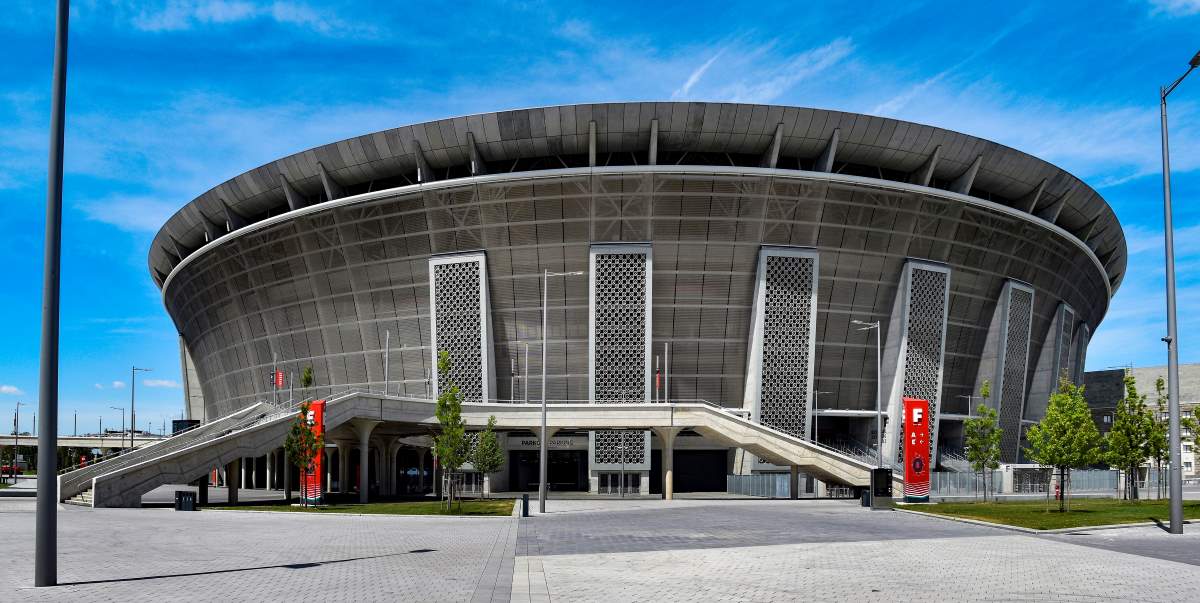 A 2019-ben átadott Puskás Aréna Magyarország legnagyobb befogadóképességű, sport- illetve zenei rendezvények lebonyolítására egyaránt alkalmas létesítménye