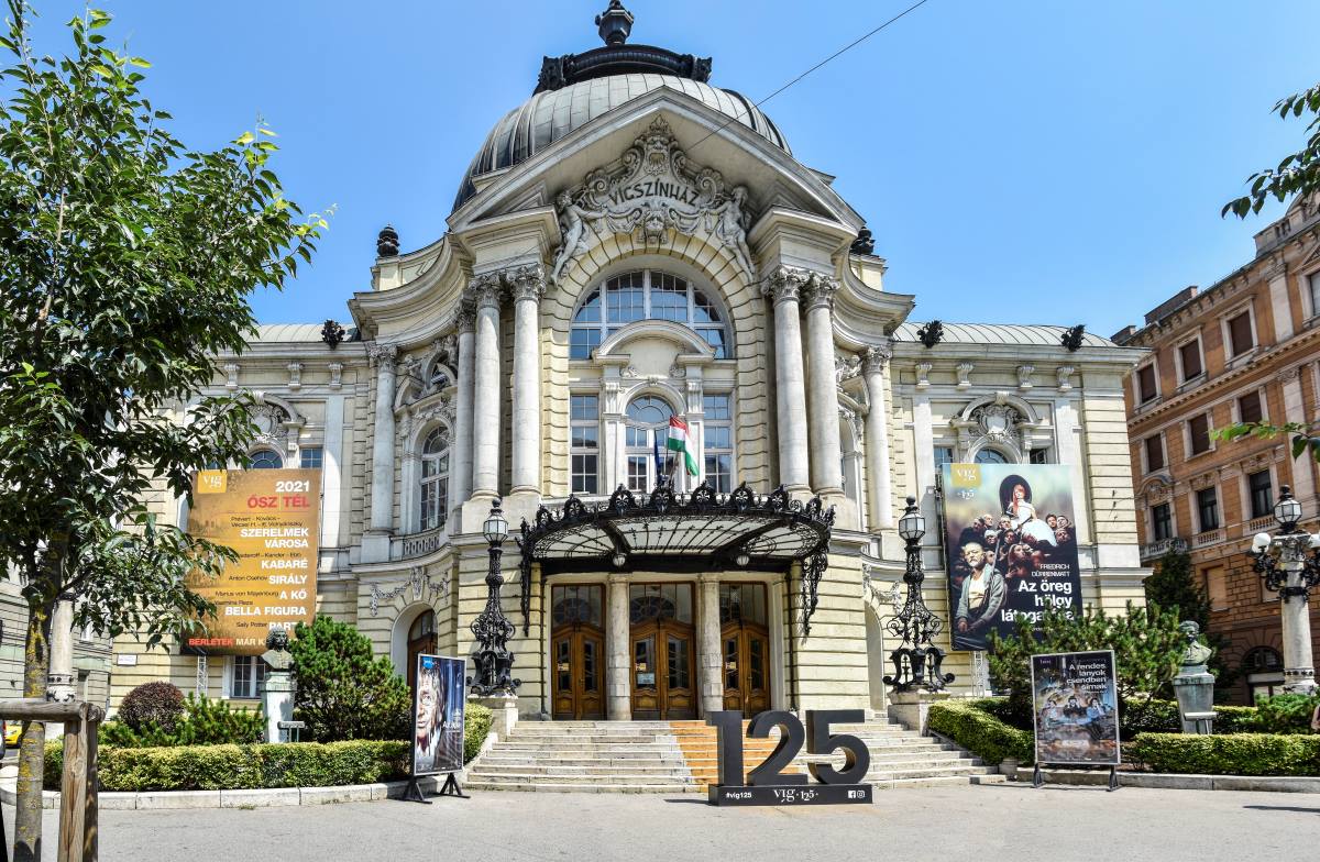 Vígszínház, Budapest egyik legnépszerűbb színháza