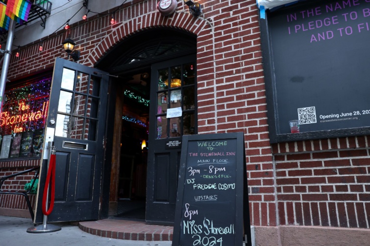 A Stonewall Inn, ahol a lázadás elindult.