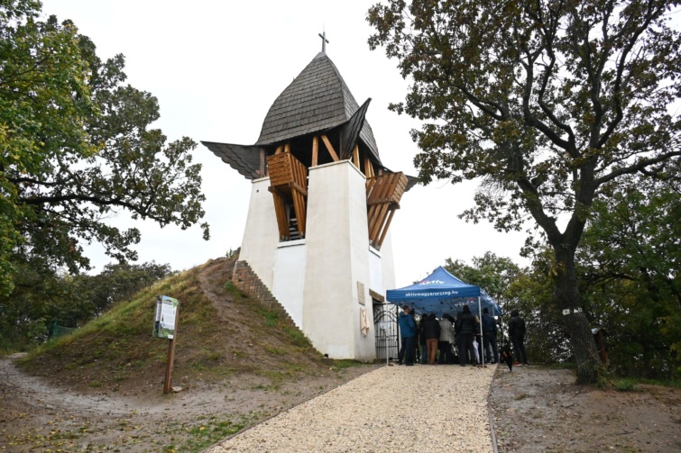 kilato - Startlap Utazás A mogyoródi Szent László kilátó.