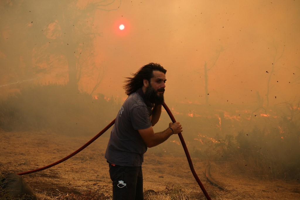 Erdőtűz pusztít Görögországban