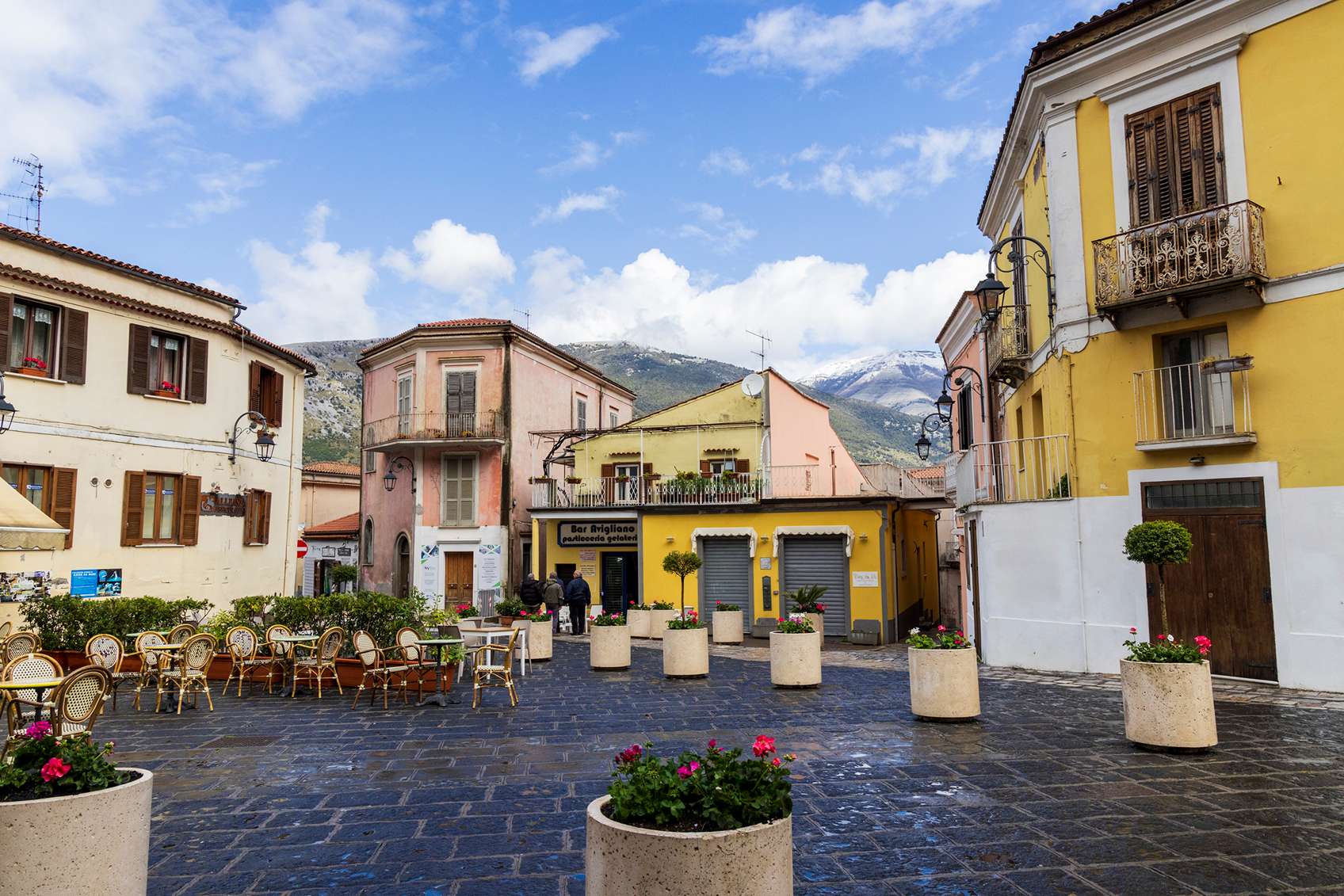 Maratea színes épületei