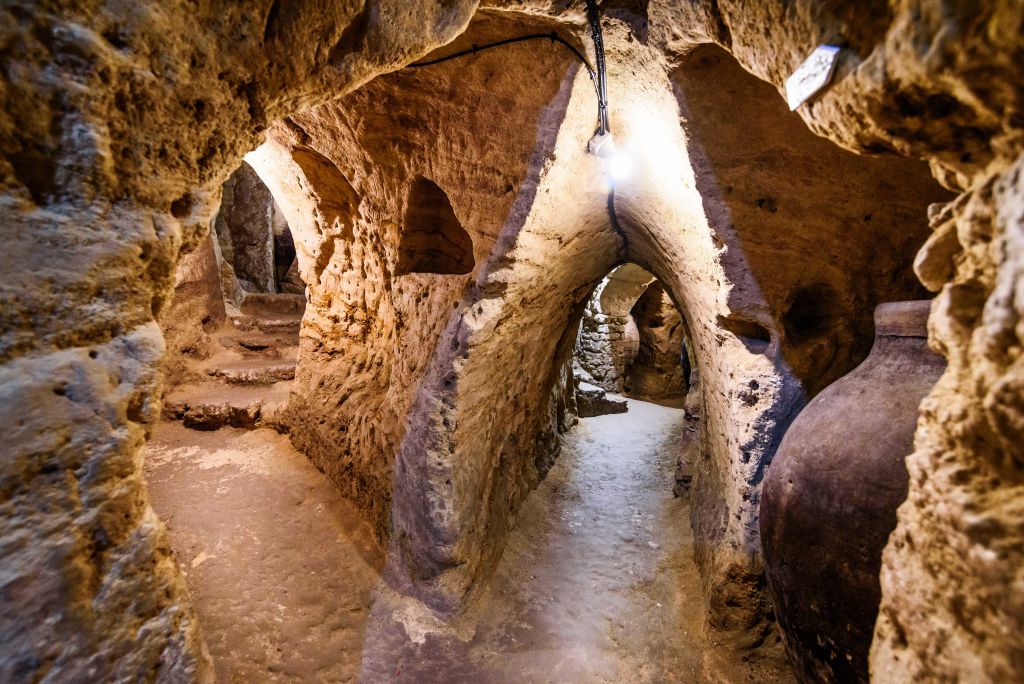 Barlang a föld alatt