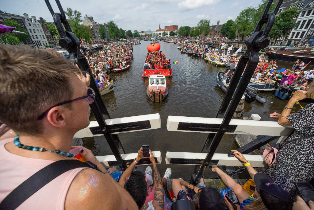 Hajók Amszterdamban