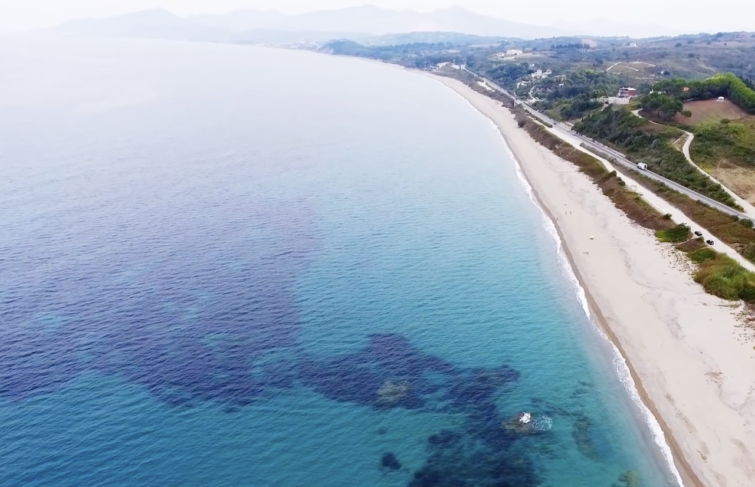 A Monolithi strand Görögországban