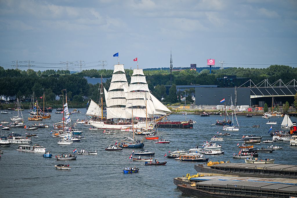 Hajók Amszterdamban