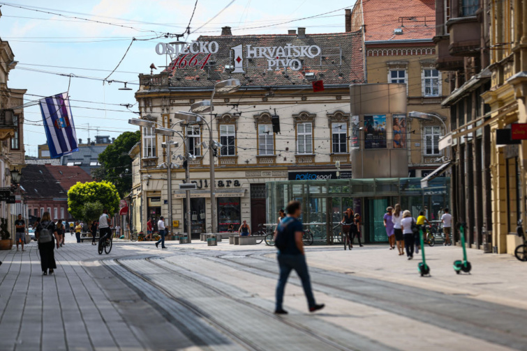 OSIJEK, Horvátország utcaképe