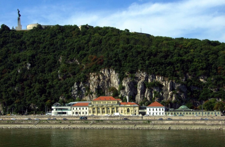 Rudas fürdő távolról