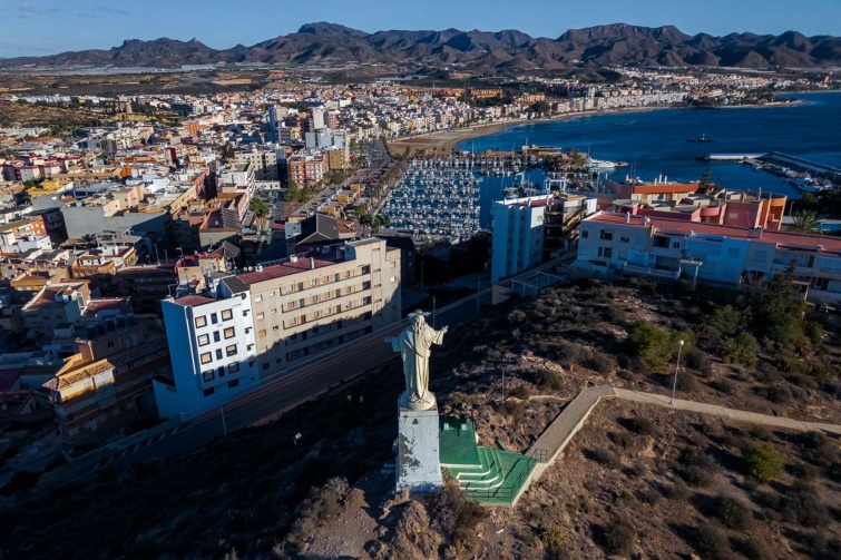 spanyolorszag - Startlap Utazás Spanyol város felülnézetből