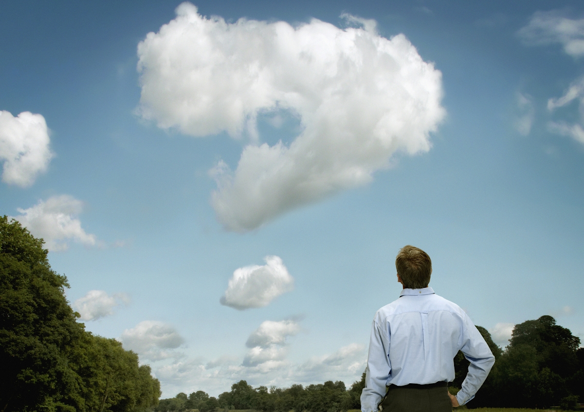 kerdes_felho_ferfi_ - Startlap Utazás