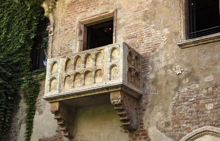 The Balcony of Romeo and Juliet - Startlap Utazás