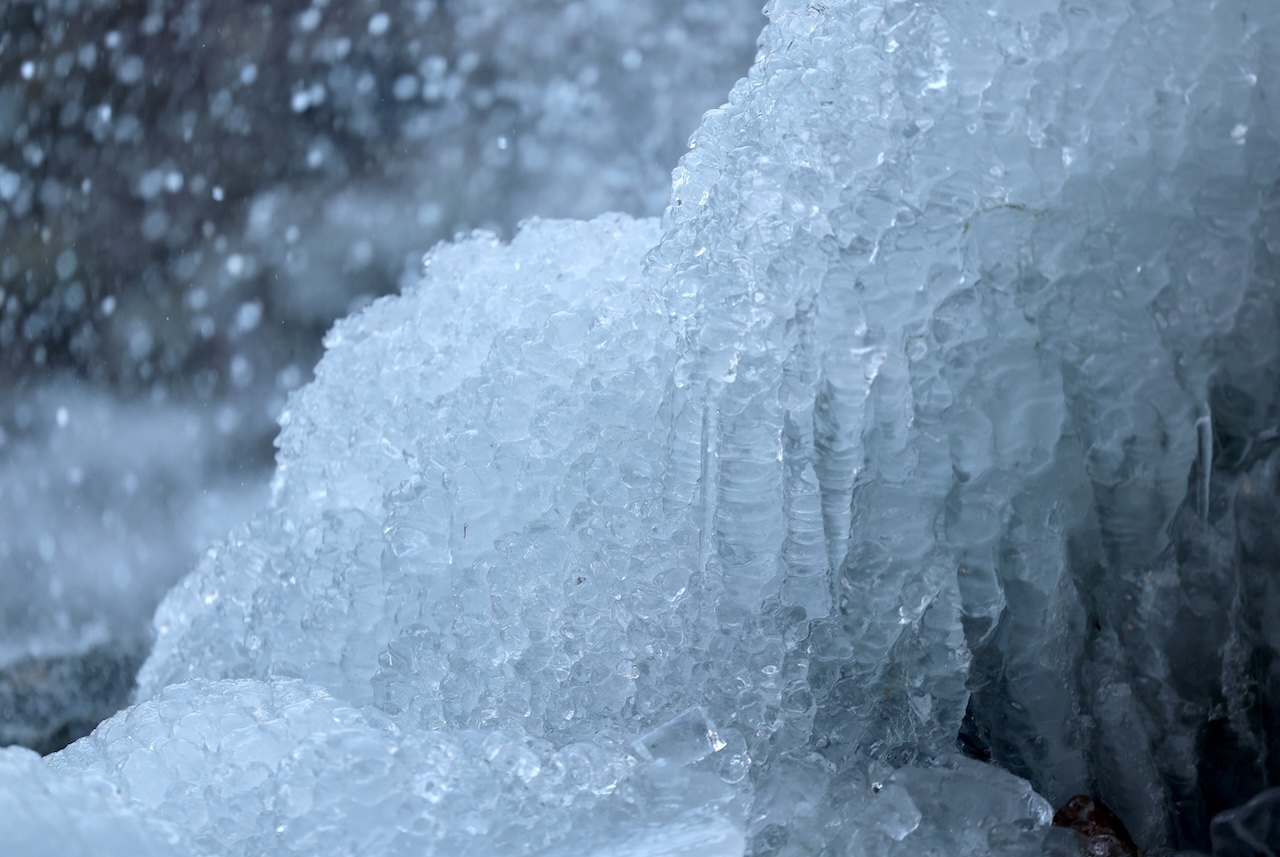 A befagyott lilafüredi vízesés