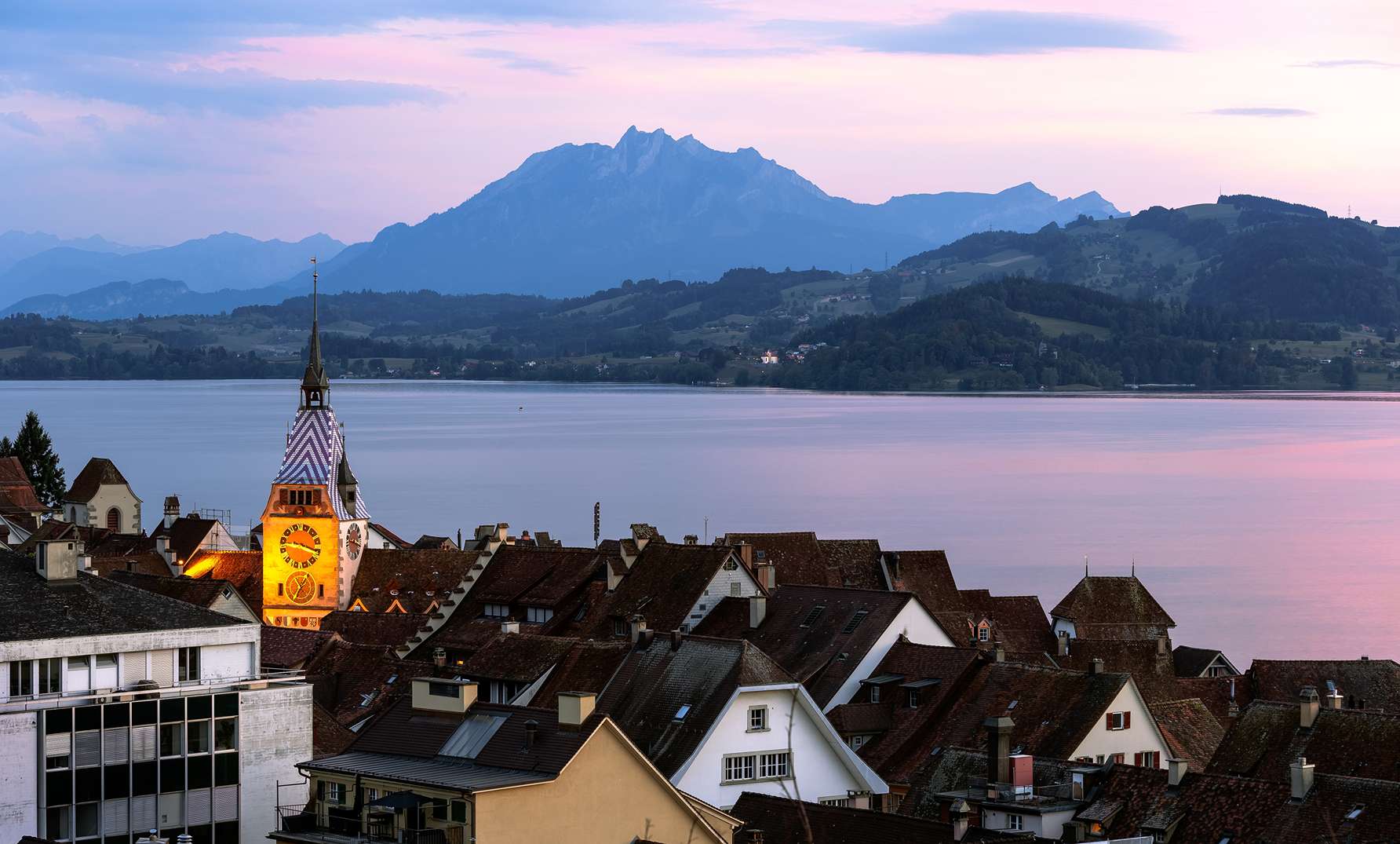 svájci óváros tóvql