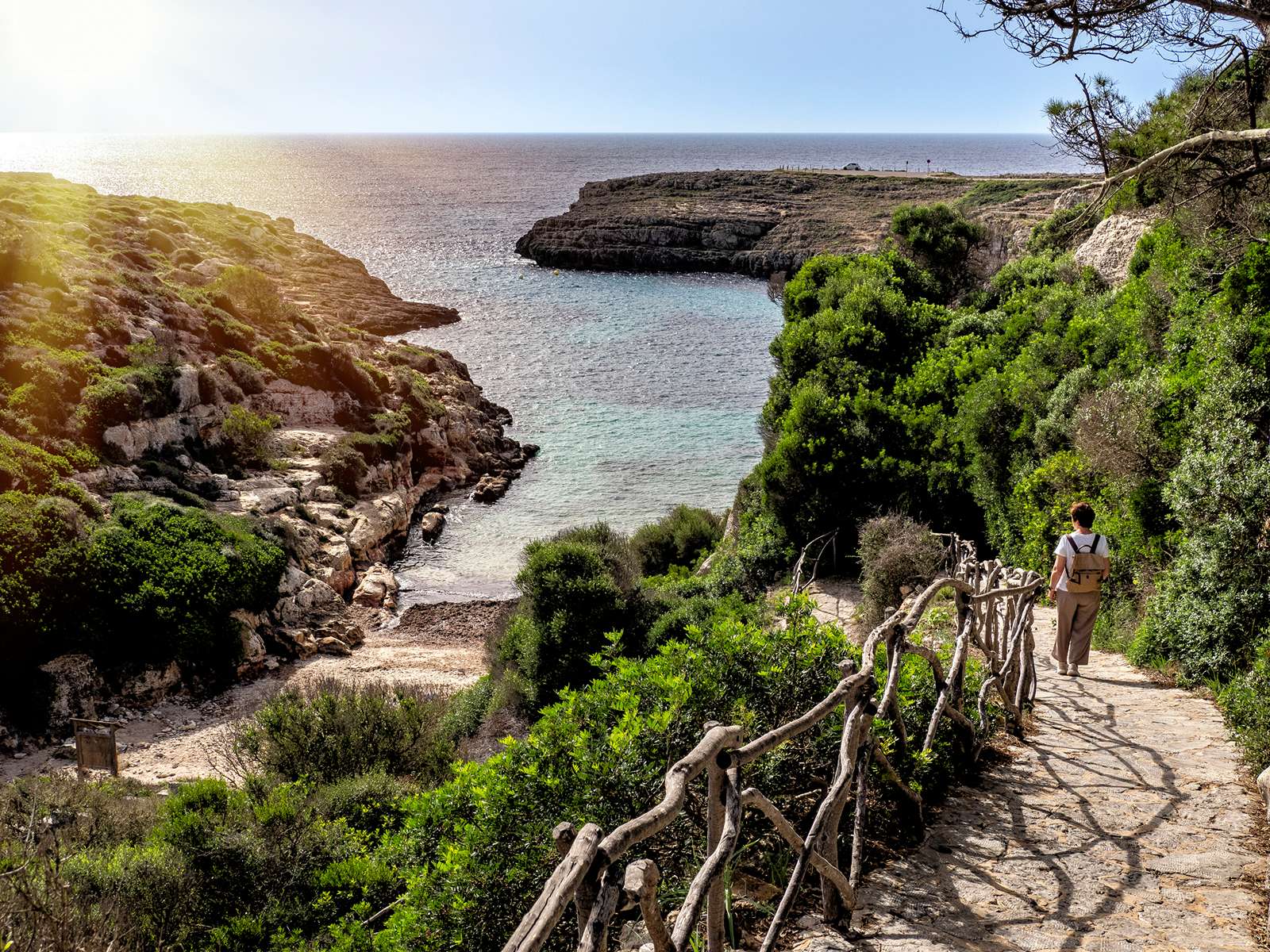 túraútvonal a parton