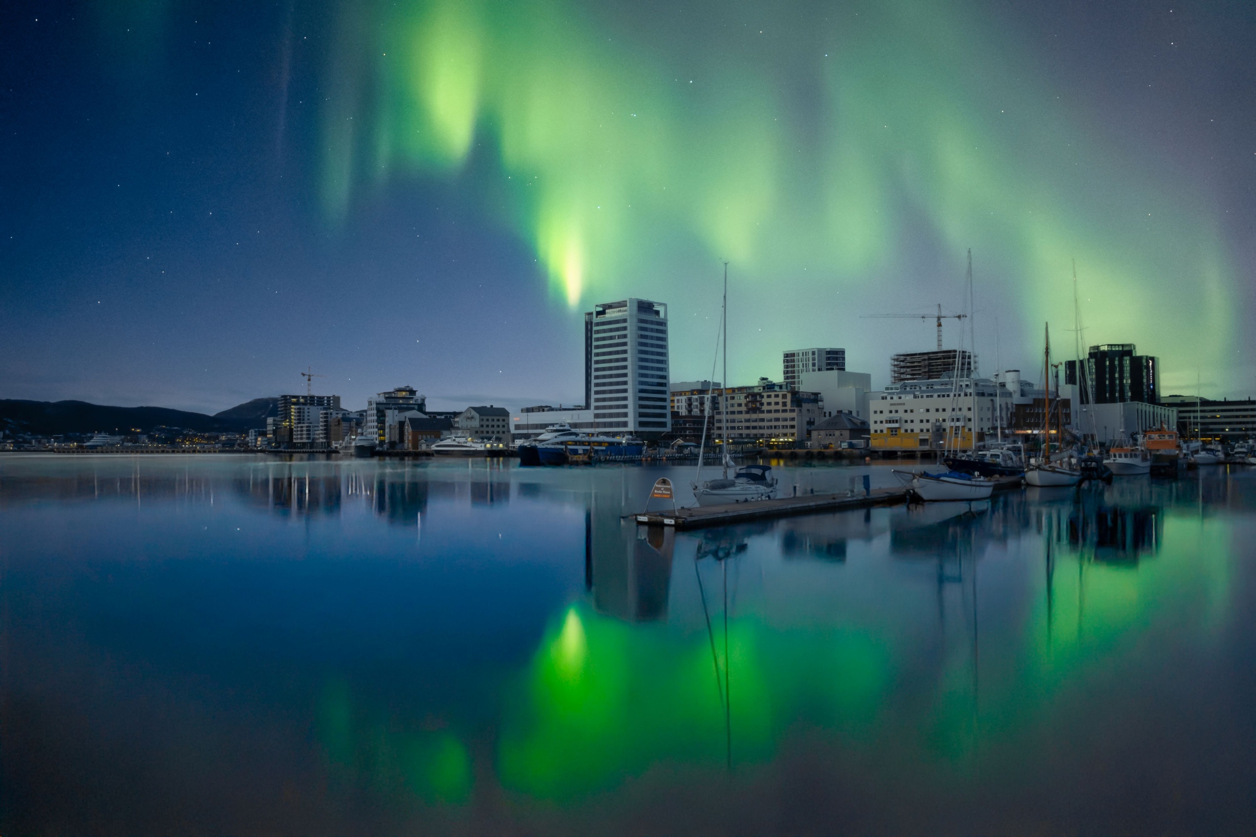 Bodø egyszerre tartogat természeti csodákat és kulturális élményeket.