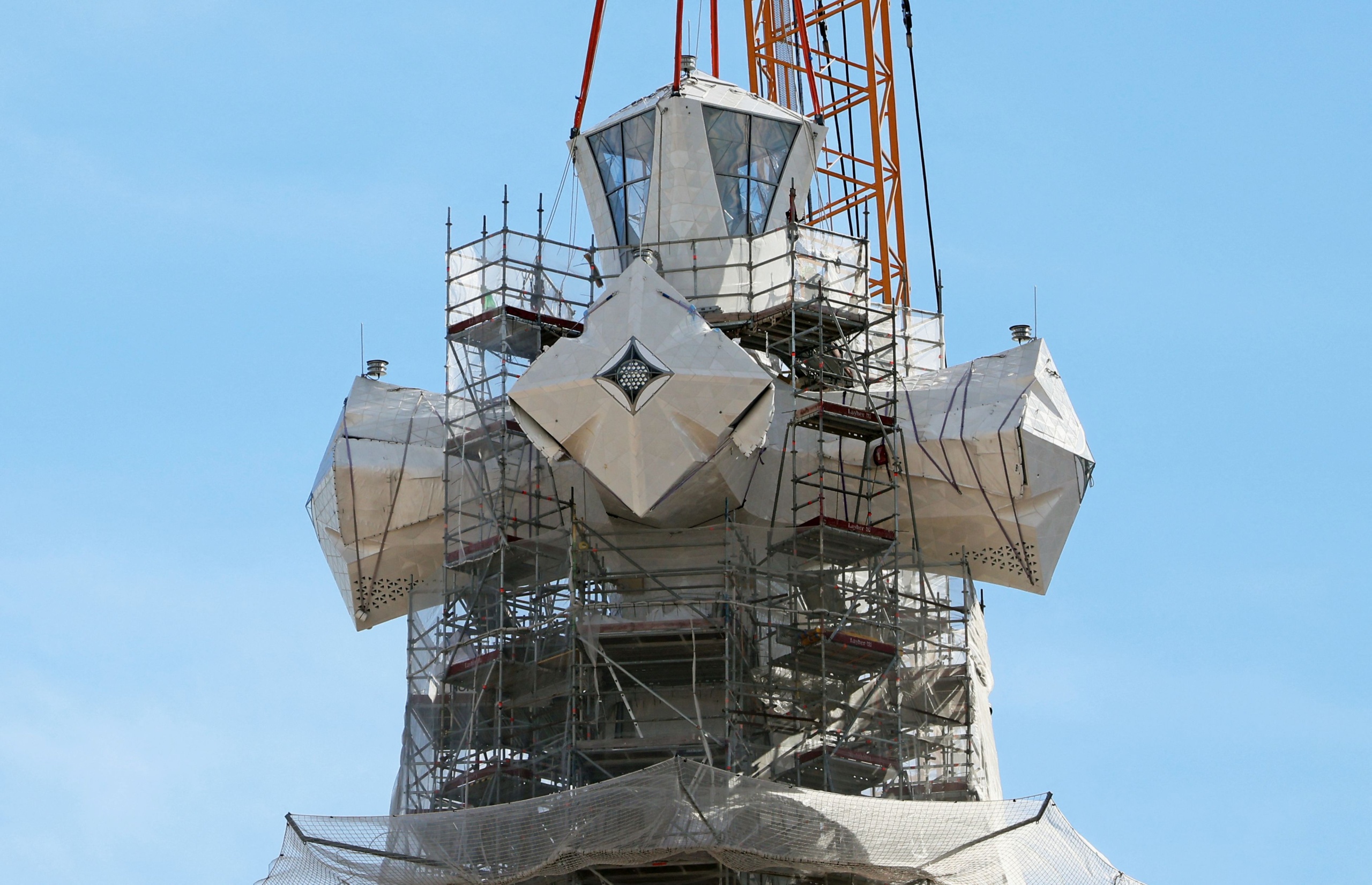 Elérte végső magasságát a barcelonai Sagrada Família.