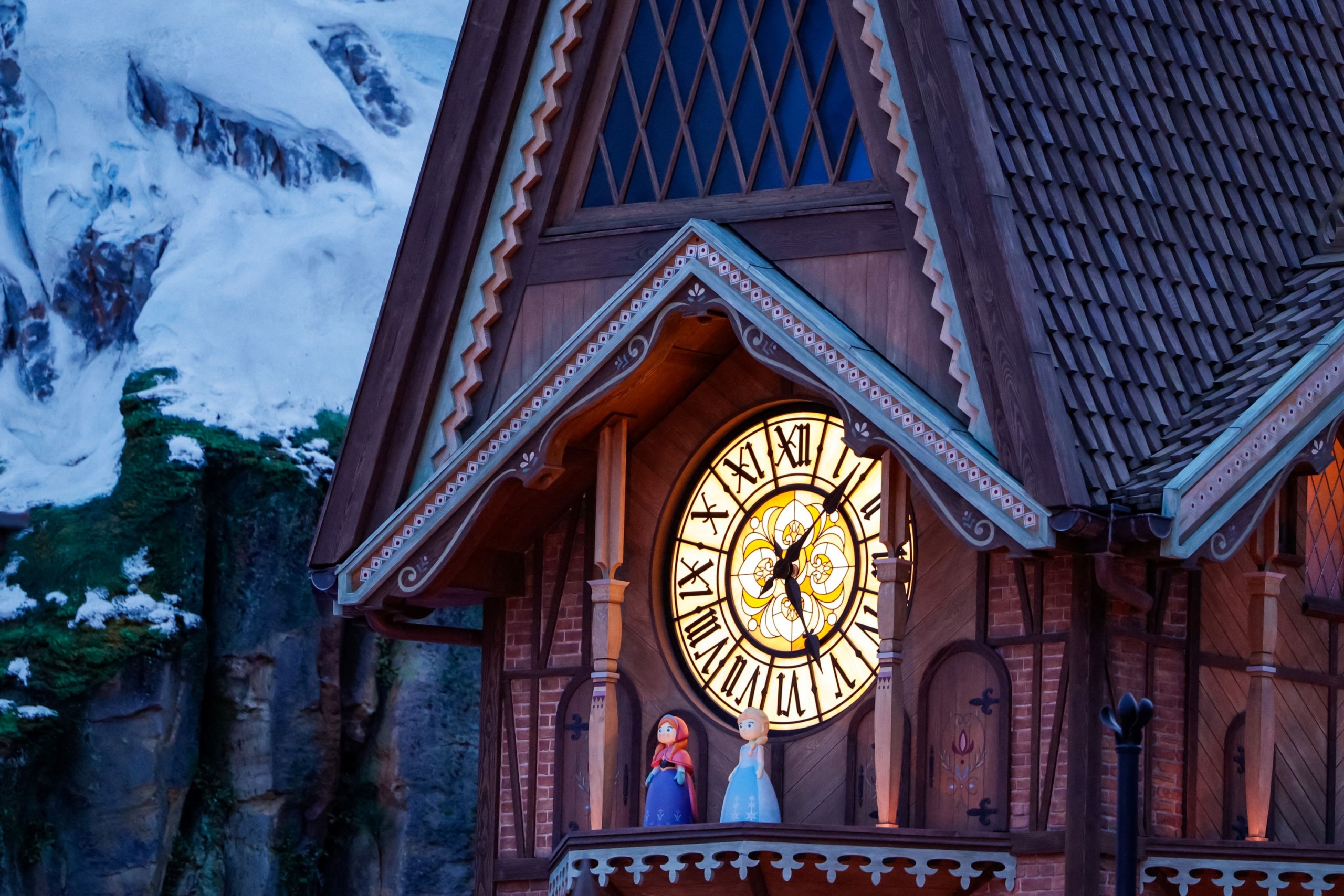 A World of Frozen részleg a párizsi Disneylandben.