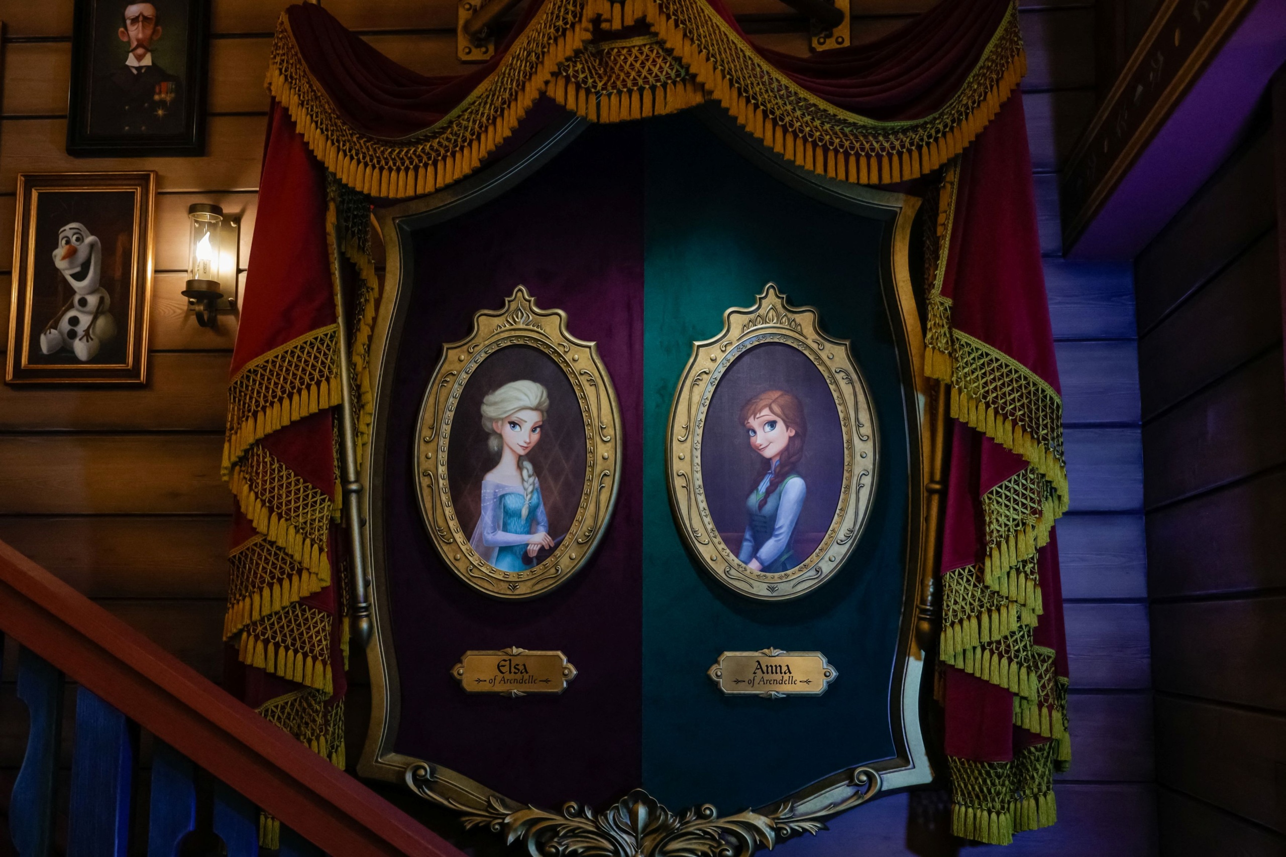 A World of Frozen részleg a párizsi Disneylandben.