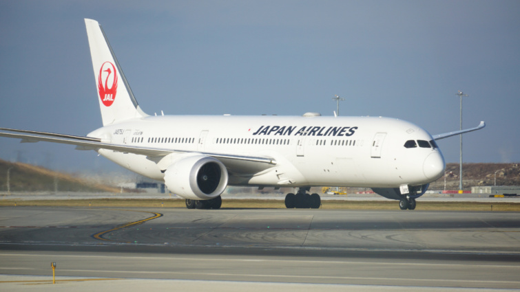 japan airlines - Startlap Utazás Japan Airlines gép felszállás vagy leszállás közben