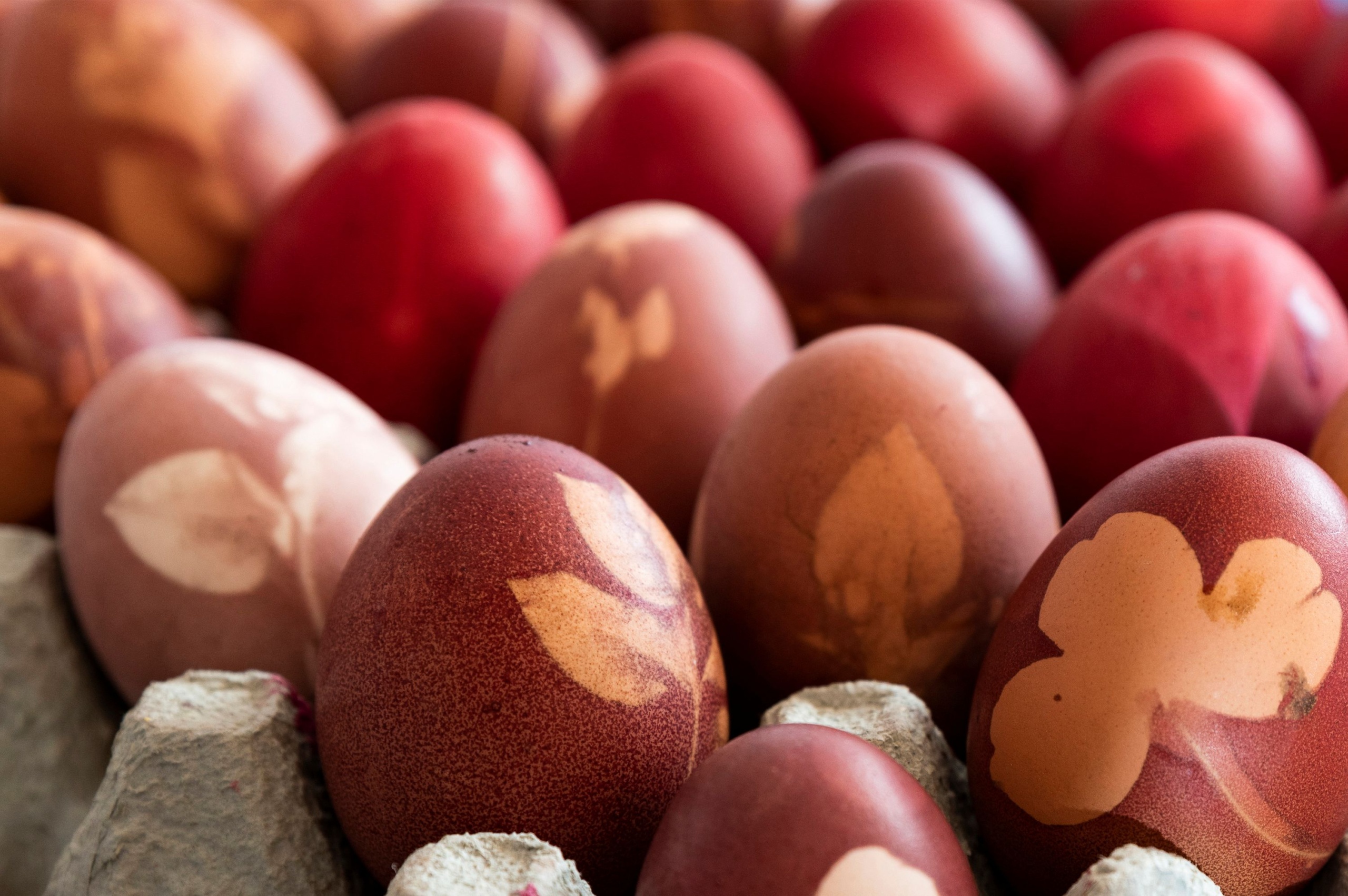 Berzseléssel készült húsvéti tojások