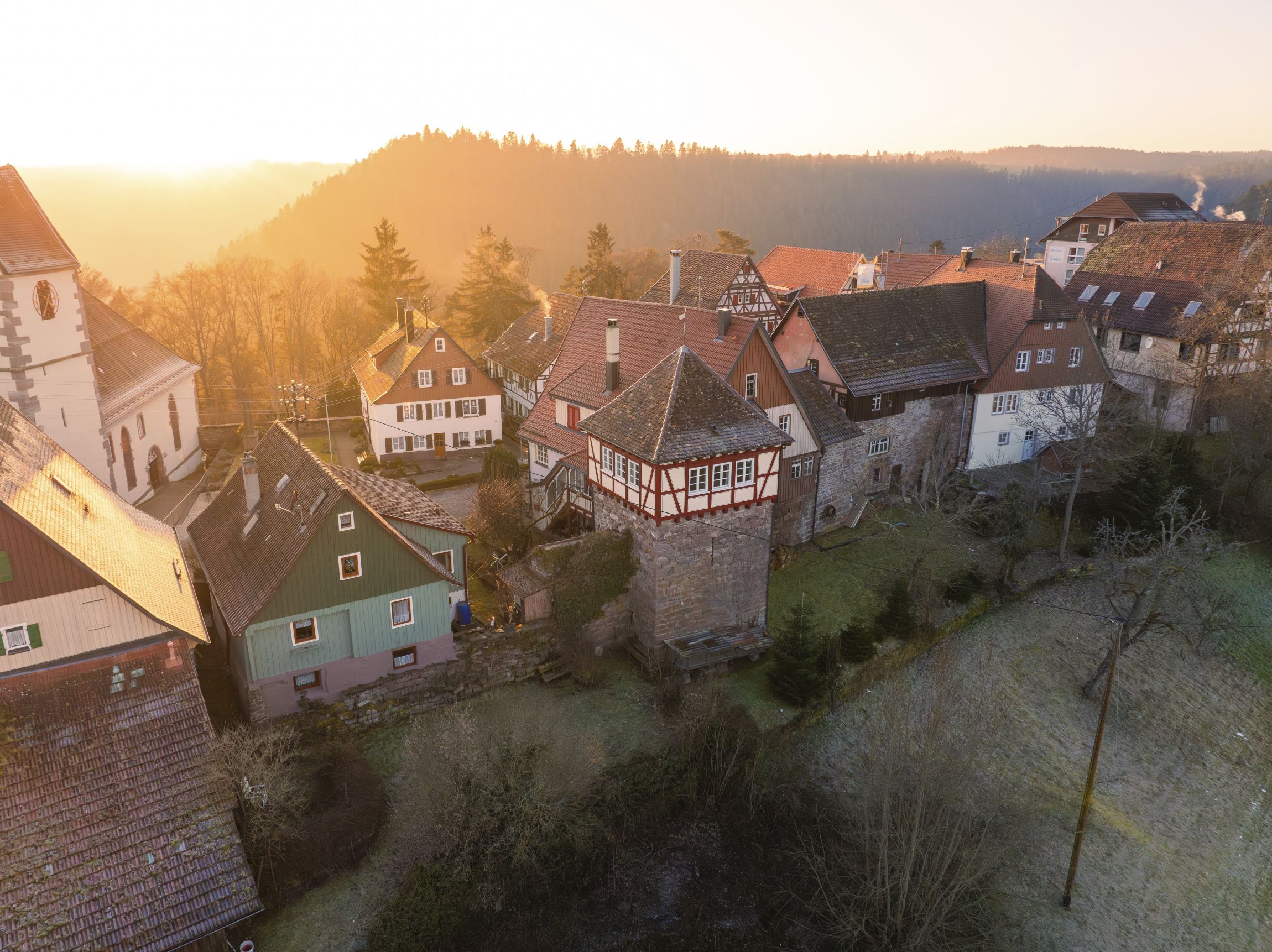 Légifelvételen a városfal.