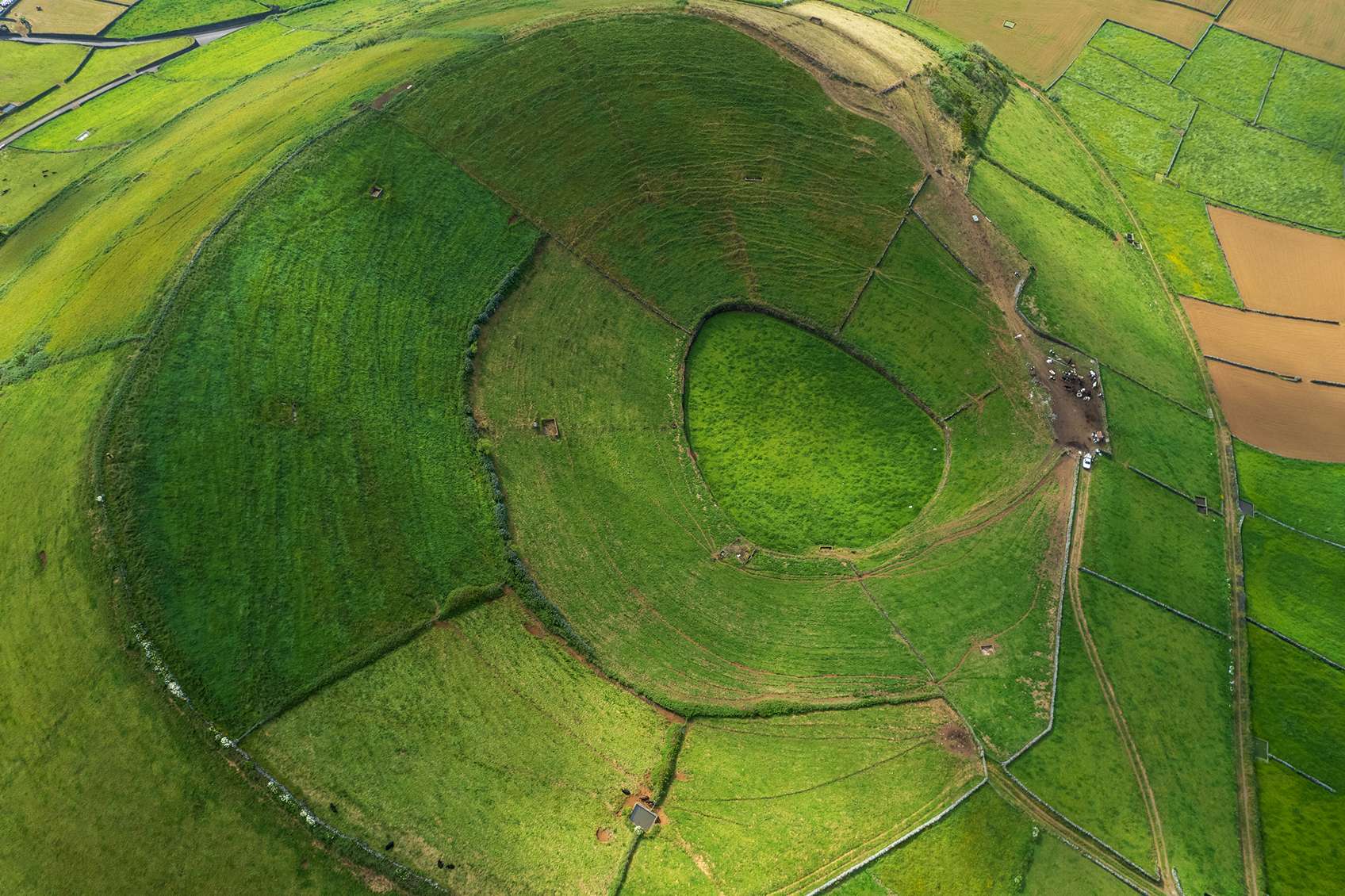Zöld kráter a magasból