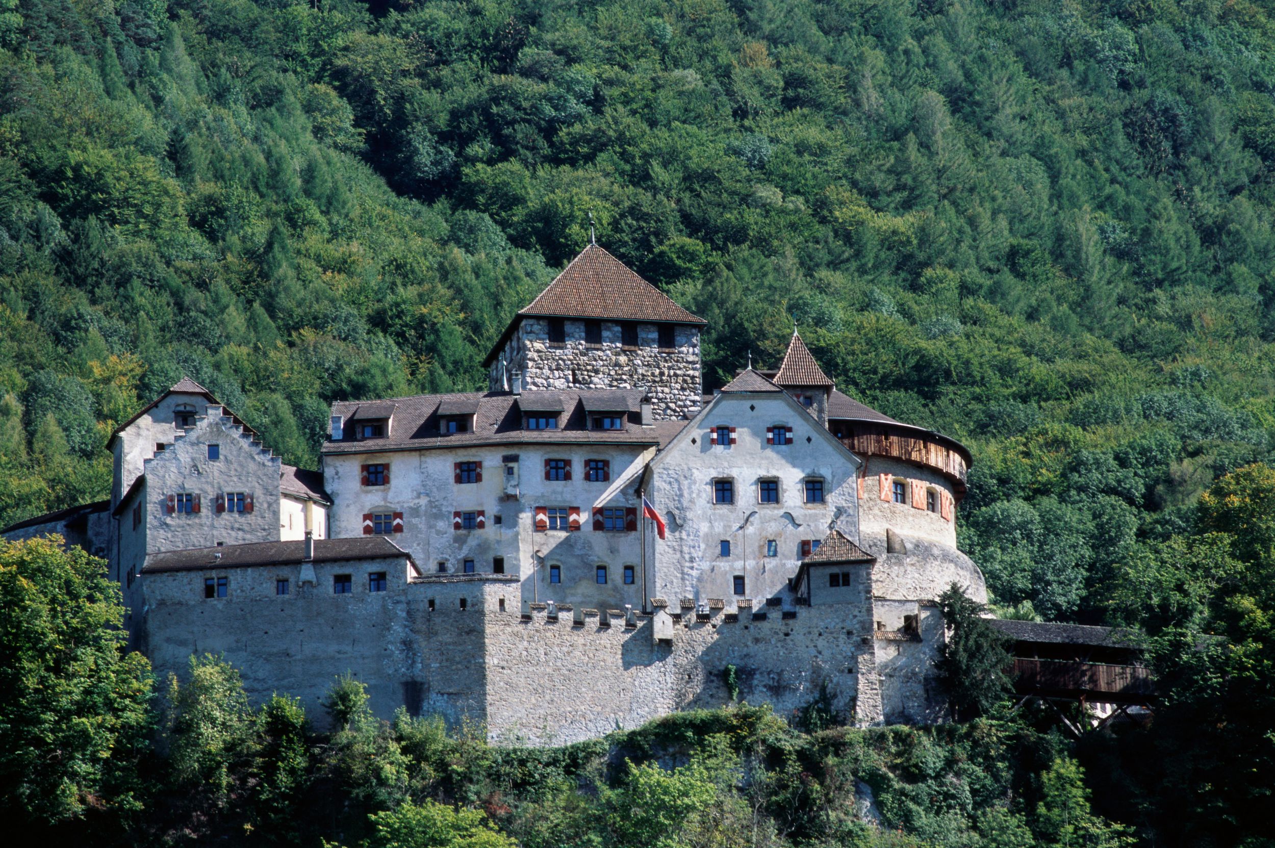 Kastélyépület.