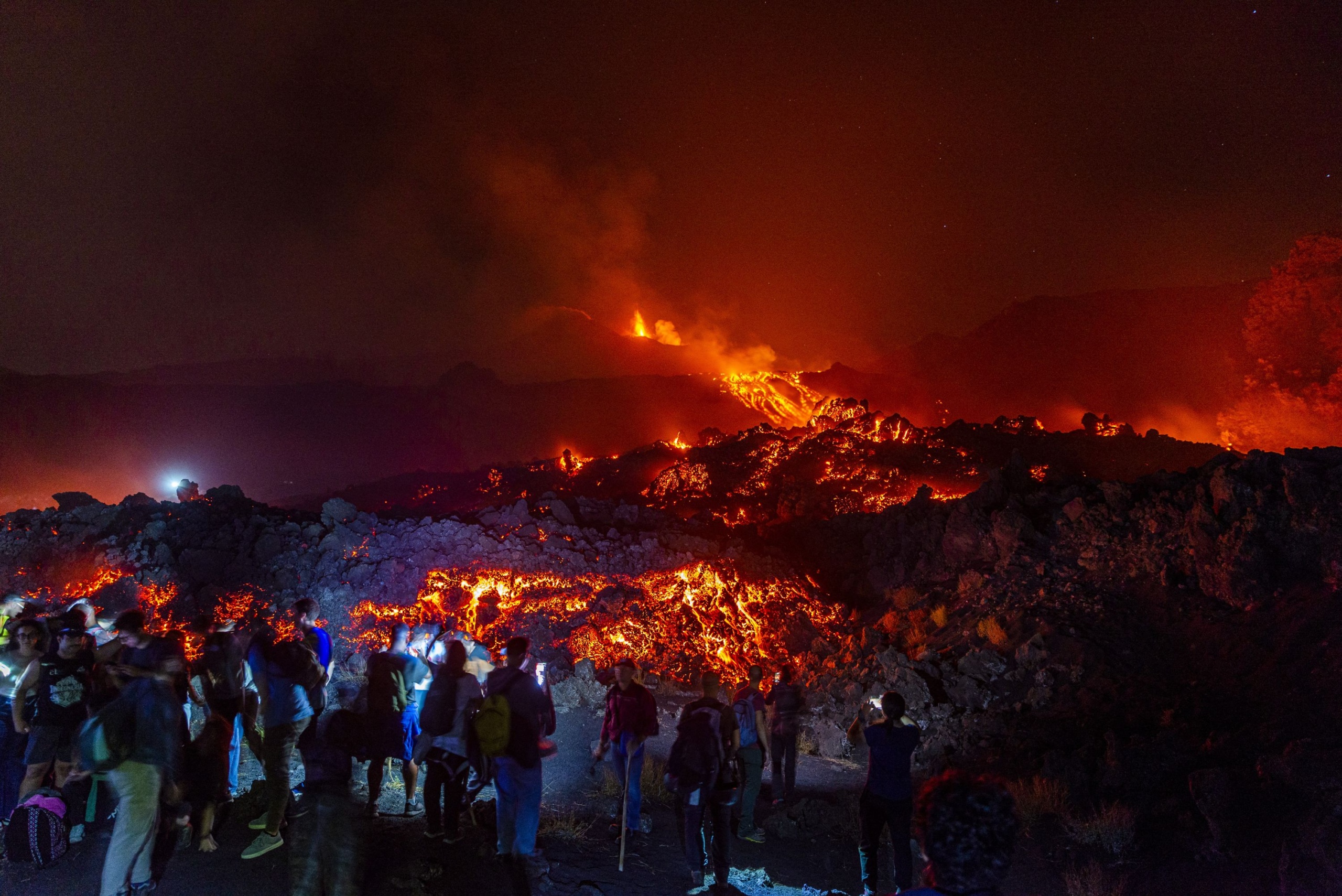 Kitört az Etna
