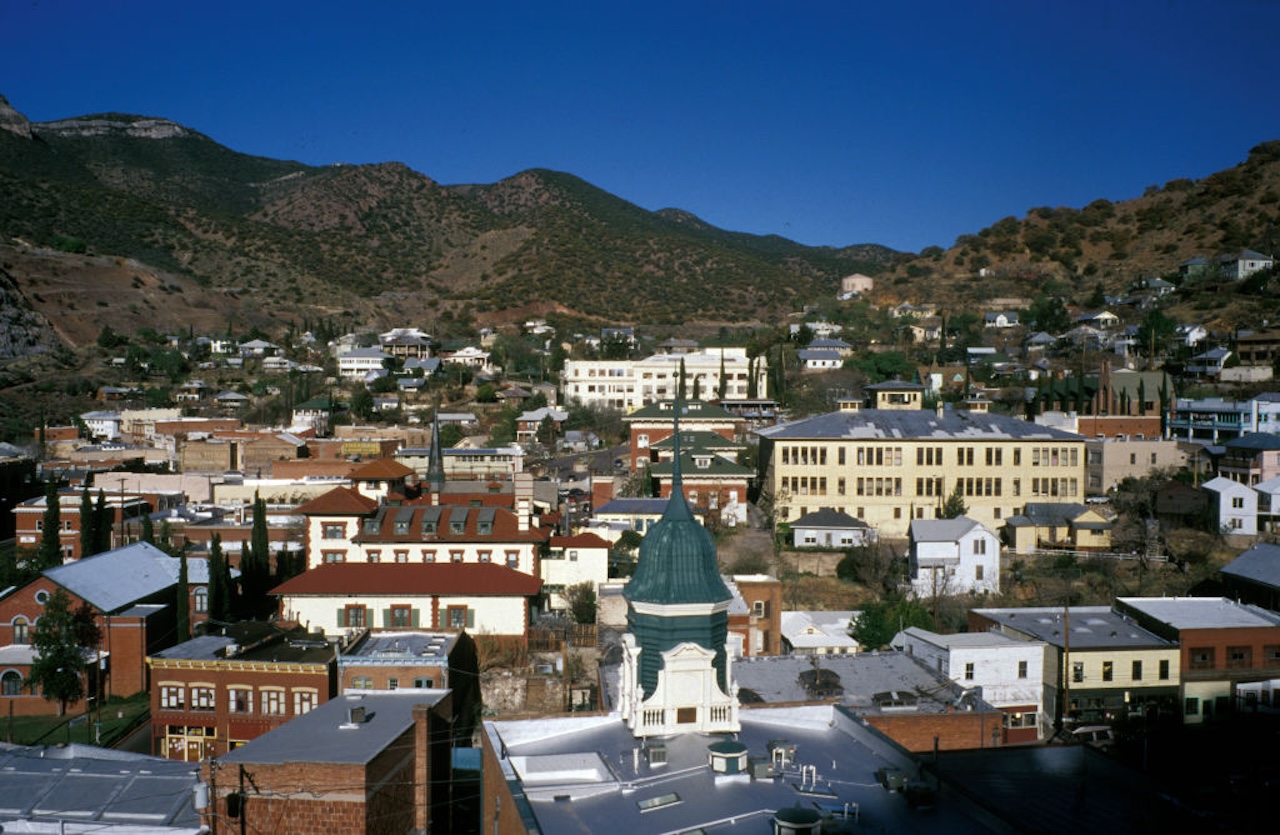 Bisbee a távolból